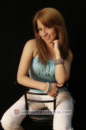 105413 - Angelica Alter: 27 - Peru