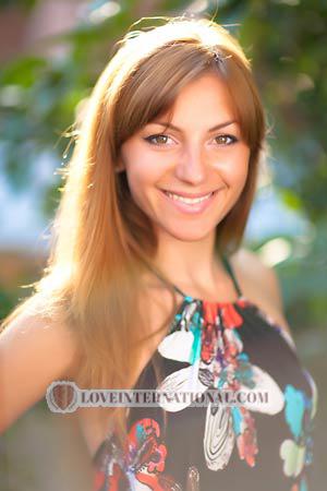 115149 - Ekterina Alter: 22 - Ukraine