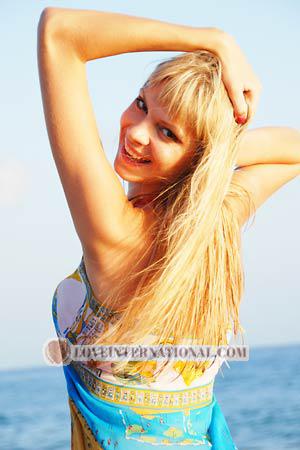 115908 - Oksana Alter: 21 - Ukraine