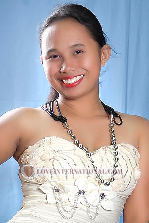 Ladies of Philippinen