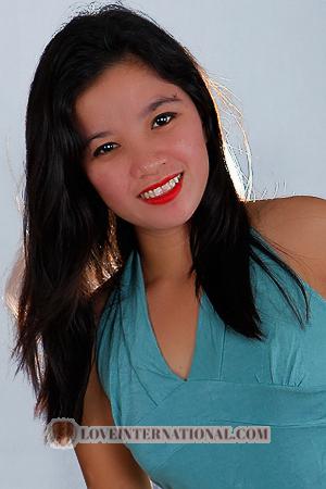 Ladies of Cebu Stadt