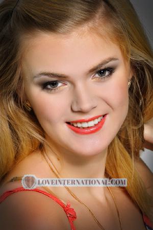 138343 - Marina Alter: 22 - Ukraine