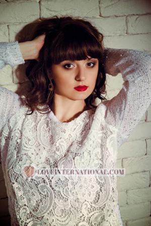 153265 - Anna Alter: 36 - Ukraine