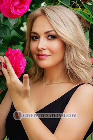 155298 - Julia Alter: 46 - Ukraine