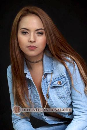 156158 - Abigail Alter: 27 - Costa Rica