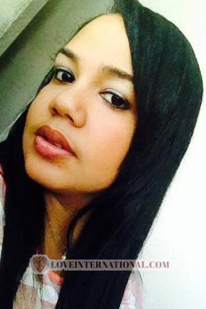 156493 - Yesenia Alter: 34 - Dominican Republic