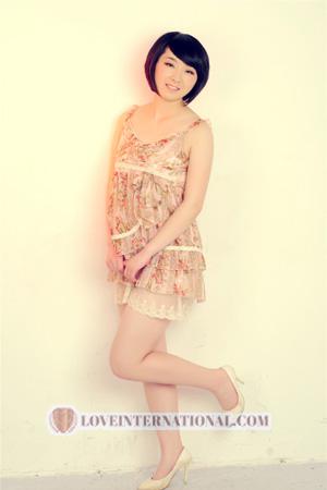 157892 - Liying Alter: 32 - China