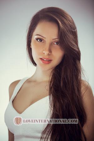 161602 - Yana Alter: 31 - Ukraine