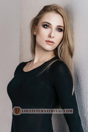 169097 - Svetlana Alter: 37 - Ukraine