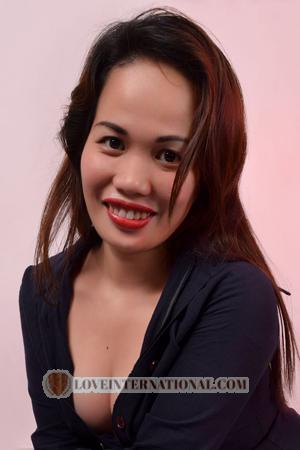 Ladies of Philippinen