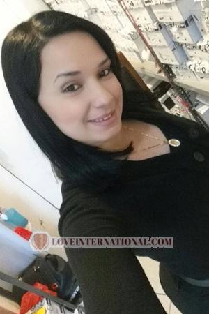 172948 - Yissel Alter: 35 - Dominican Republic