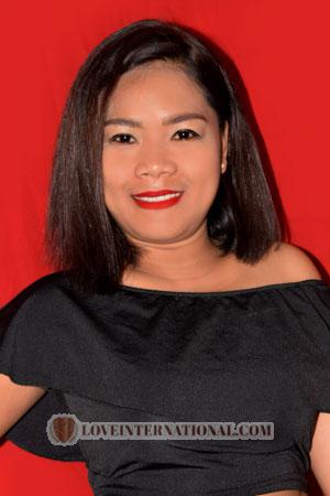 Ladies of Philippinen
