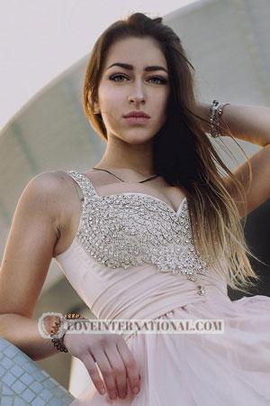 178849 - Anna Alter: 26 - Ukraine