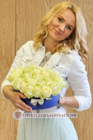 179405 - Anna Alter: 48 - Ukraine