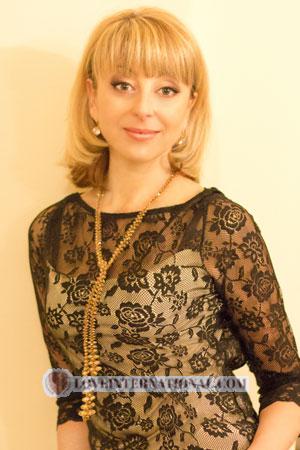 180159 - Julia Alter: 56 - Ukraine