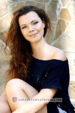 180267 - Anna Alter: 37 - Ukraine