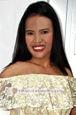 Ladies of Tagbilaran Stadt
