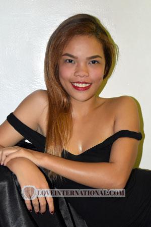 Ladies of Philippinen
