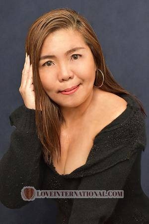 Ladies of Philippinen