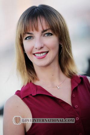 183354 - Lesia Alter: 41 - Ukraine