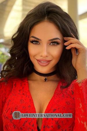 184950 - Alexandra Alter: 31 - Ukraine