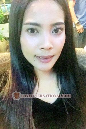 185042 - Praethip Alter: 38 - Thailand