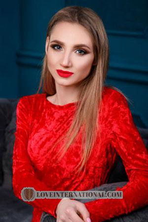 185269 - Kateryna Alter: 25 - Ukraine