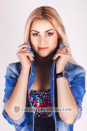187525 - Elizaveta Alter: 33 - Ukraine