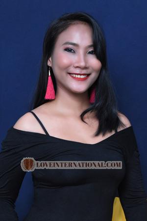 Ladies of Cebu Stadt