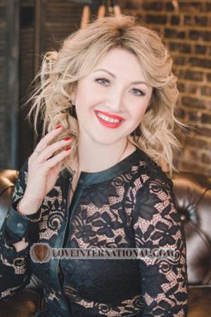 192153 - Elena Alter: 43 - Ukraine