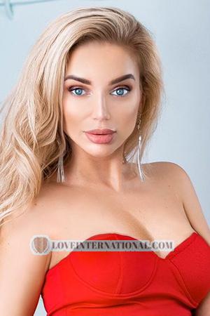 193756 - Valentina Alter: 39 - Ukraine