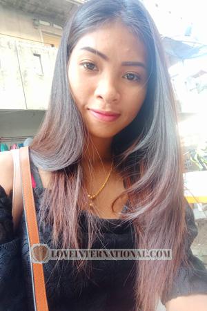 195020 - Thanyakon  Alter: 26 - Thailand