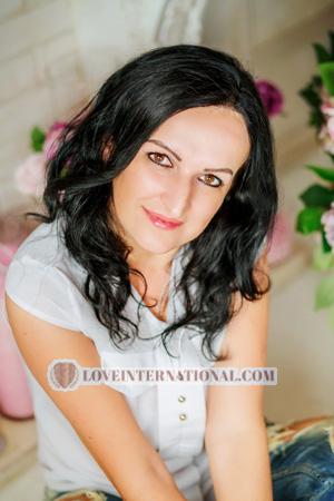 195298 - Lidia Alter: 49 - Ukraine
