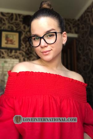 196018 - Ulyana Alter: 23 - Ukraine