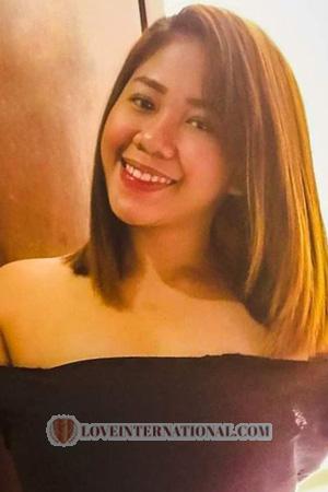Ladies of Philippinen