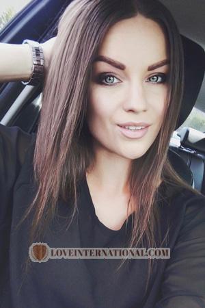196936 - Oksana Alter: 33 - Ukraine