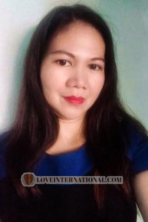 Ladies of Cebu Stadt