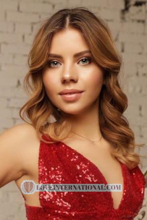 199203 - Eugenia Alter: 29 - Ukraine