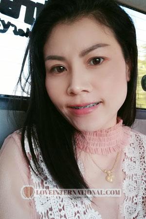 199402 - Nipawadee (Kae) Alter: 42 - Thailand