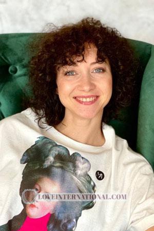 199720 - Irina Alter: 41 - Ukraine