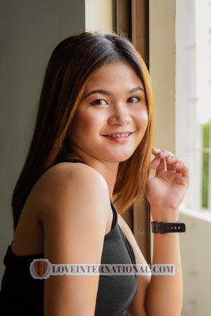 Ladies of Cebu Stadt