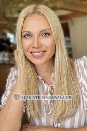 200741 - Ekaterina Alter: 48 - Ukraine