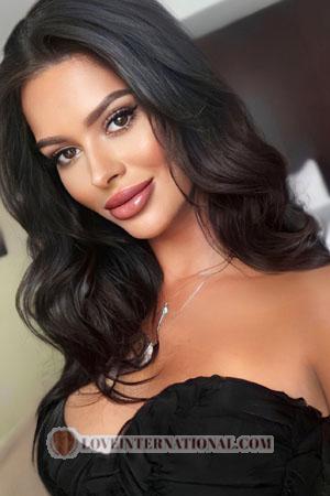 202246 - Ekaterina Alter: 31 - Ukraine
