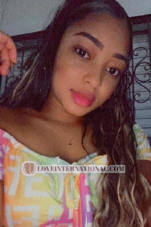 202269 - Dayana Alter: 21 - Kolumbien
