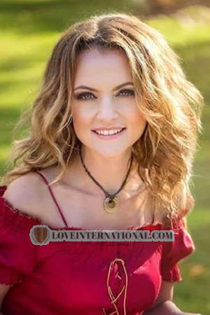 203516 - Tatiana Alter: 43 - Ukraine