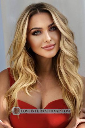 203940 - Oksana Alter: 41 - Ukraine