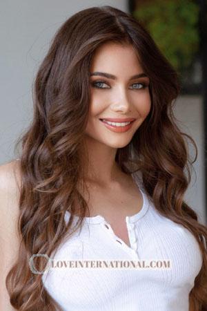 204114 - Elizaveta Alter: 27 - Ukraine