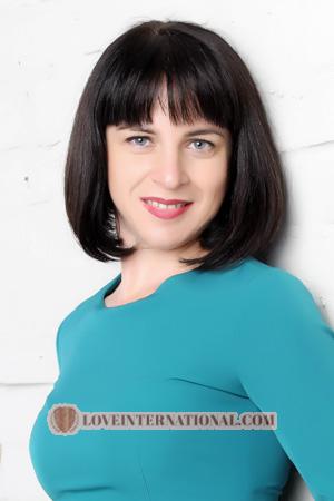 205900 - Olga Alter: 44 - Ukraine