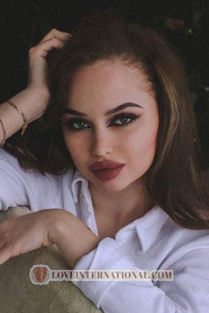 206609 - Diana Alter: 24 - Russland