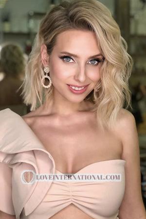 207077 - Polina Alter: 35 - Weißrussland
